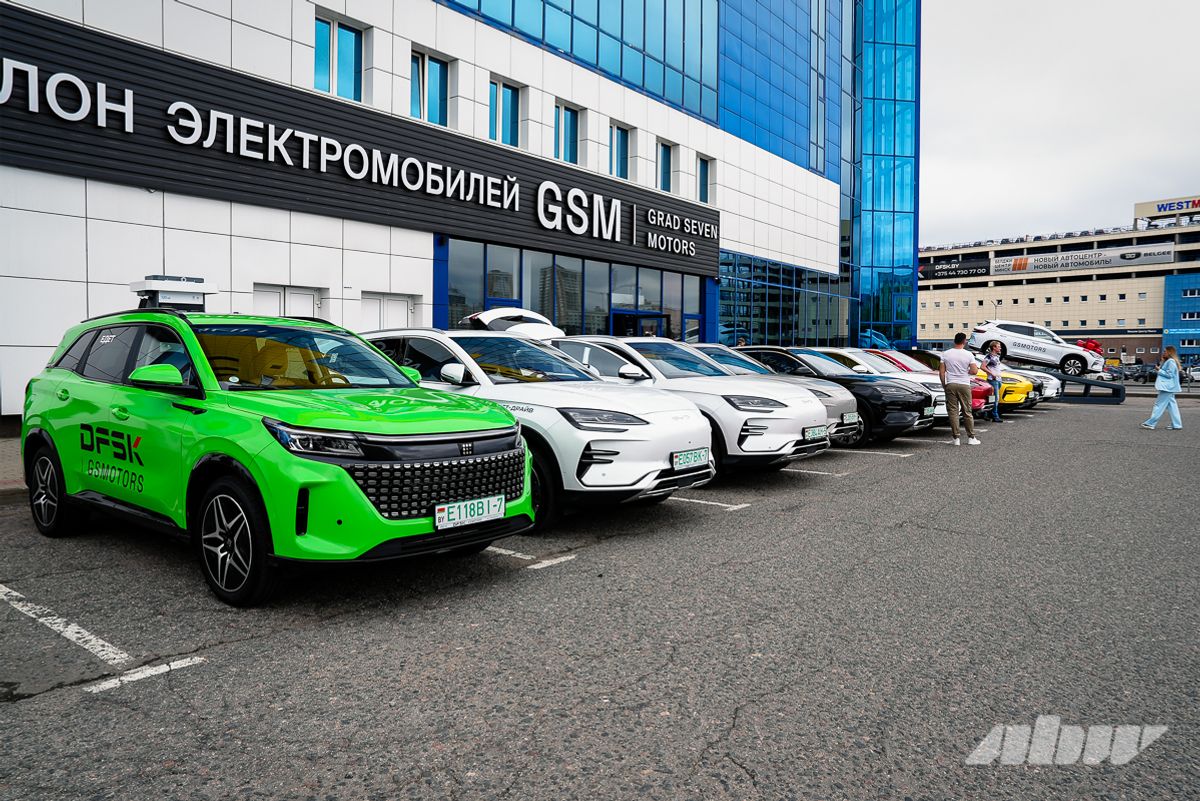 Конкурс для автоледи, эндуро и добрые дела – чем запомнился автопробег электромобилей BYD Song Plus